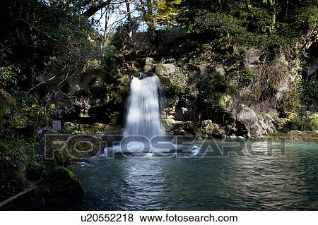 Stock Photo - Jugo-no-taki waterfall, Hyogo Prefecture, Honshu, Japan. Fotosearch