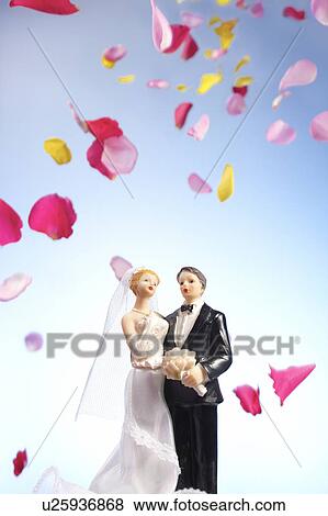 Stock Photo - Newlywed Couple. Fotosearch