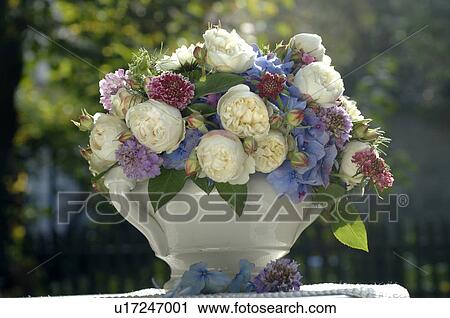 Bunch of summer flowers View Large Photo Image Stock Image - Bunch of summer flowers. Fotosearch
