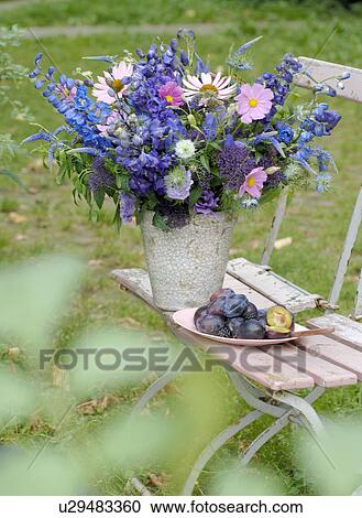 Bunch of summer flowers View Large Photo Image Stock Image - Bunch of summer flowers. Fotosearch