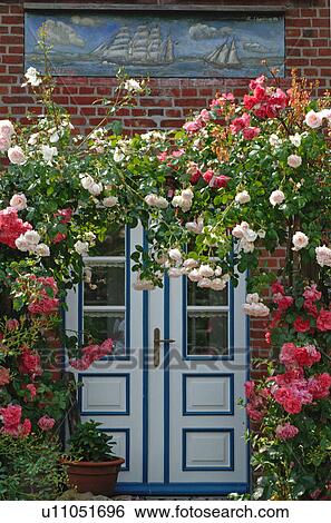 Entrance to a country house View Large Photo Image Stock Photograph - Entrance to a country house. Fotosearch