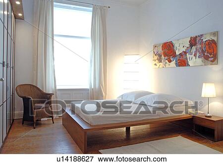 Beeld - slaapkamer, met, schilderij, boven, de, bed u14188627 - Zoek ... Beeld - slaapkamer, met, schilderij, boven, de, bed u14188627 - Zoek ...