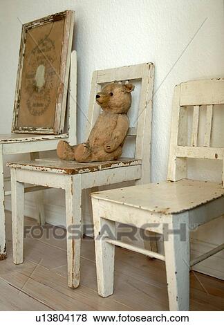 wooden chairs for teddy bears