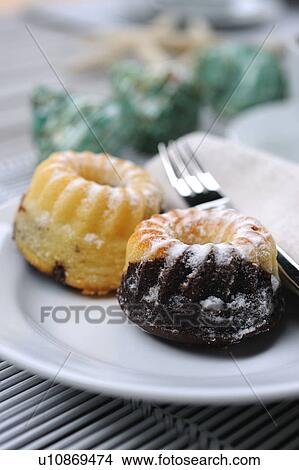 Picture - Two Gugelhupf. Fotosearch