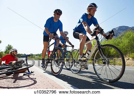 Stock Photograph - Cycle Racing. Fotosearch