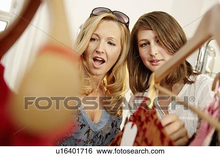 Stock Photograph - Shopping. Fotosearch