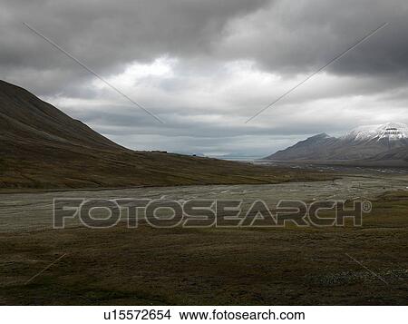 Picture - Svalbard landscape. Fotosearch
