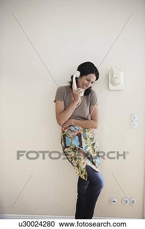 Stock Image - Woman phoning. Fotosearch