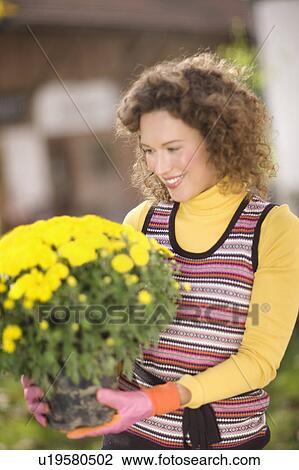 Stock Image - autumnal gardening. Fotosearch