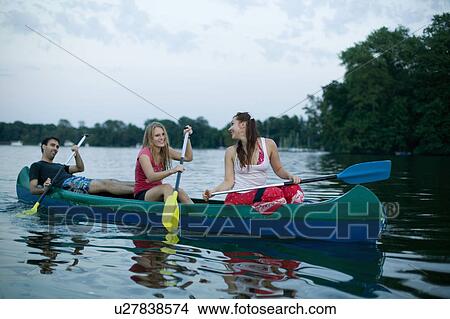 Picture - Canoe. Fotosearch