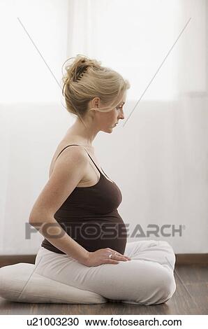 pregnant woman relaxing View Large Photo Image Stock Image - pregnant woman relaxing. Fotosearch