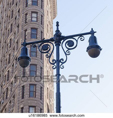 USA, New York City, Lamp post in front of Flatiron Building View Large Photo Image Stock Photography - USA, New York City, Lamp post in front of Flatiron Building. Fotosearch