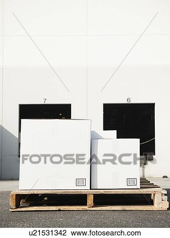 Load on pallet View Large Photo Image Stock Image - Load on pallet. Fotosearch