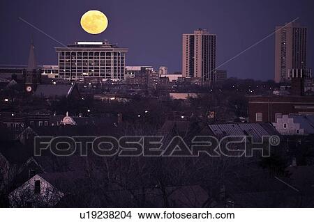 USA, Illinois, Chicago skyline with full moon View Large Photo Image Picture - USA, Illinois, Chicago skyline with full moon. Fotosearch