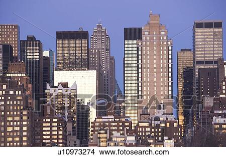 Picture - USA, New York State, New York City, Manhattan. Fotosearch