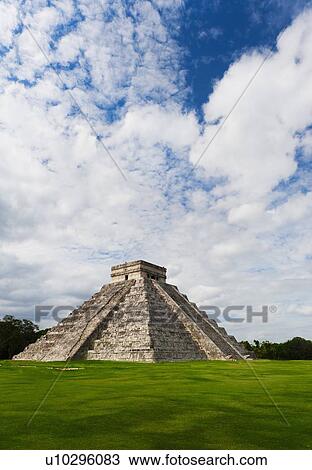 Stock Image - Mayan ruins. Fotosearch