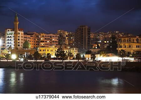 Picture - Skyline at dusk. Fotosearch