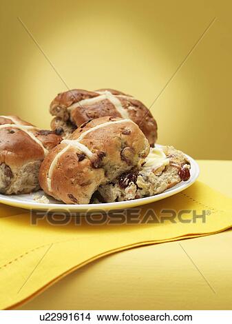 Picture - Plate of hot cross buns. Fotosearch
