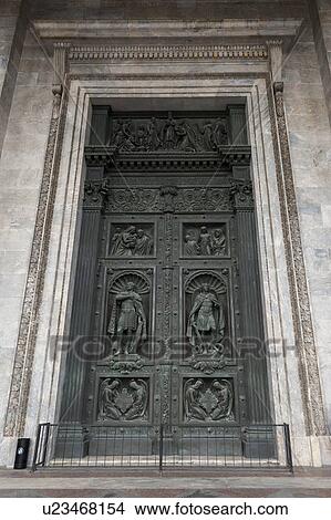 Picture - Carved door of the Saint Isaac's Cathedral, St. Isaac's Square, St. Petersburg, Russia. Fotosearch