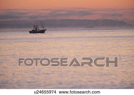 Picture - Fishing boat at dawn, Shiranuka Town, Hokkaido Prefecture, Japan. Fotosearch