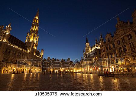 Stock Photography - Nightscape of Town Hall on The Grand Place (Grand-Place). Fotosearch