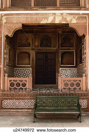 Stock Image - Architectural detail of a mausoleum, Itmad-ud-Daulah's Tomb, Agra, Uttar Pradesh, India. Fotosearch