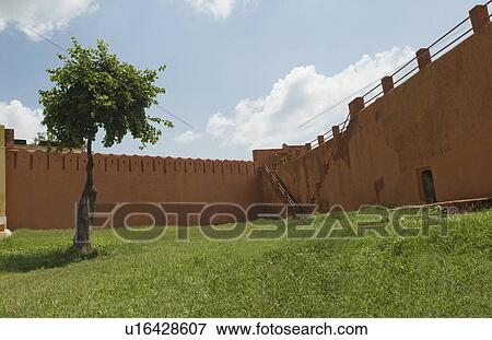Defensive wall of a fort, Jaigarh Fort, Jaipur, Rajasthan, India View Large Photo Image Stock Photo - Defensive wall of a fort, Jaigarh Fort, Jaipur, Rajasthan, India. Fotosearch