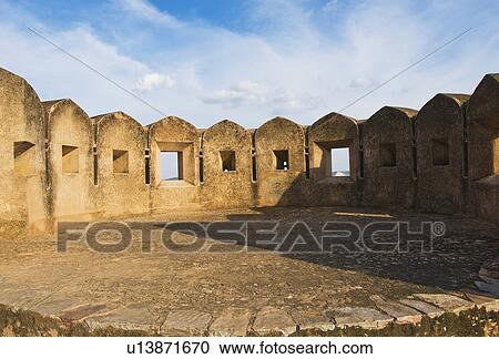 Stock Image - Defensive wall of a fort, Nahargarh Fort, Jaipur, Rajasthan, India. Fotosearch