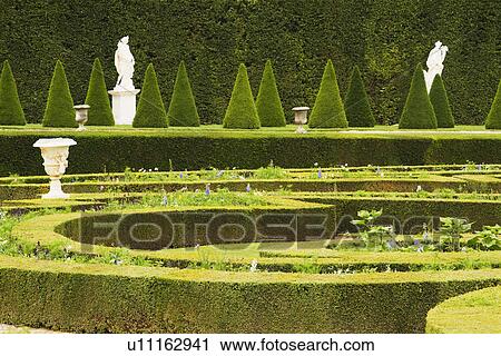 Formal garden, Chateau de Versailles, Versailles, Paris, France View Large Photo Image Stock Image - Formal garden, Chateau de Versailles, Versailles, Paris, France. Fotosearch