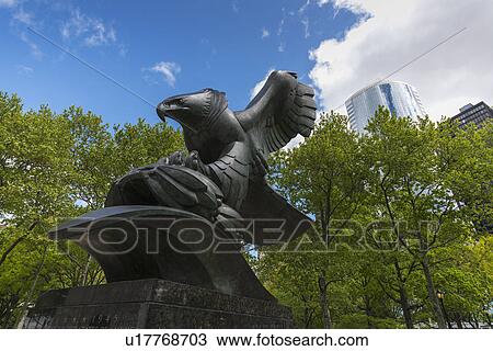 Stock Image - USA, New York State, New York City, Battery Park, Monument to Soldiers and Sailors lost at Sea in WWII. Fotosearch
