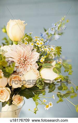 bunch of cream colored flowers View Large Photo Image Stock Photo - bunch of cream colored flowers. Fotosearch