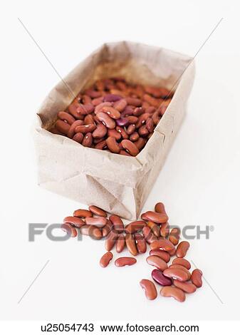 Carton of kidney beans on white background View Large Photo Image Stock Image - Carton of kidney beans on white background. Fotosearch