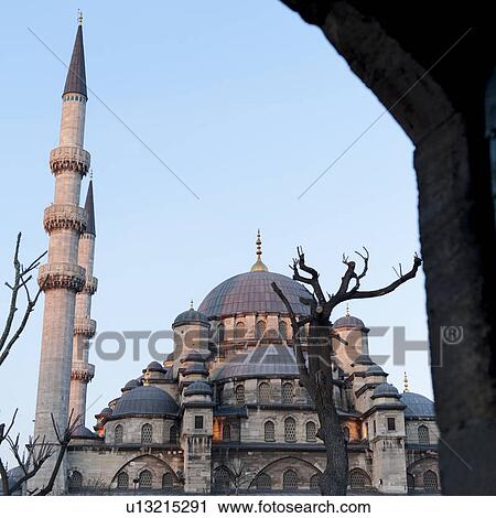 Stock Image - Yeni Camii Mosque, Istanbul, Turkey. Fotosearch