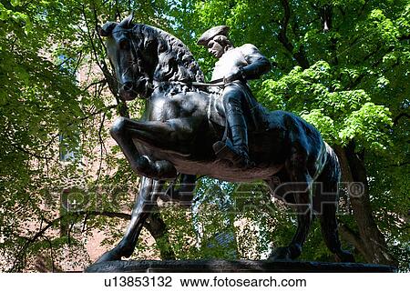 Bronze Statue of Paul Revere on horse, Freedom Trail View Large Photo Image Stock Image - Bronze Statue of Paul Revere on horse, Freedom Trail. Fotosearch
