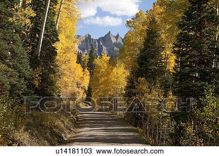 Stock Image - Chimney Peak and Courthouse Mountains in the Uncompahgre National Forest, Colorado. Fotosearch