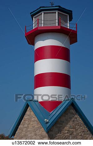 Grafton Illinois red and white striped lighthouse View Large Photo Image Stock Image - Grafton Illinois red and white striped lighthouse. Fotosearch