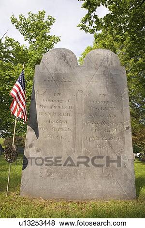 Revolutionary War Cemetery Plot, Boston, MA View Large Photo Image Stock Photo - Revolutionary War Cemetery Plot, Boston, MA. Fotosearch