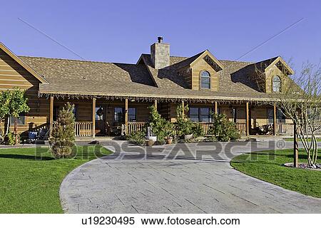 Stock Photography - Entrance to a ranch home exterior. Fotosearch