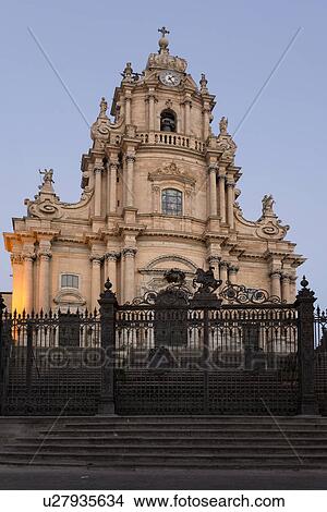 Picture - Duomo in Ragusa Ibla at dawn, Sicily, Italy. Fotosearch