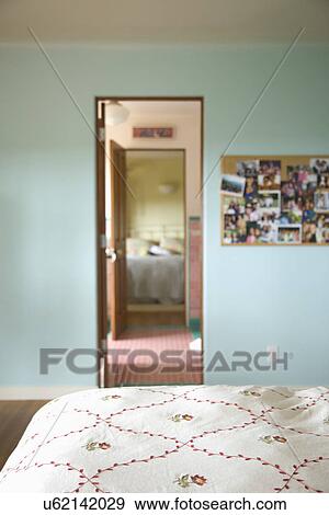 Jack And Jill Bathroom Between Kids Bedrooms Carpinteria