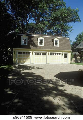 Outbuildings Garages Yellow Dutch Colonial Gambrel Roof Garage
