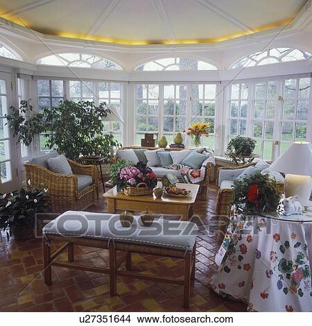 Sunroom Wicker Palladian Windows Cathedral Ceiling