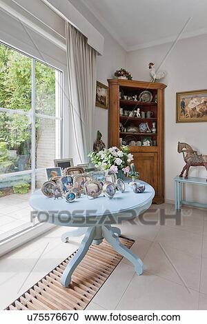 Stock Fotografie - verzameling, van, schilderijlijsten, op, blauwe ... Stock Fotografie - verzameling, van, schilderijlijsten, op, blauwe ...