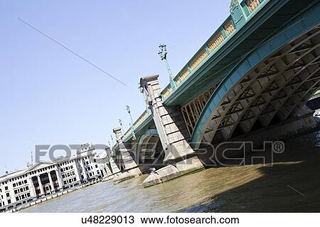 Stock Image - London bridge. Fotosearch