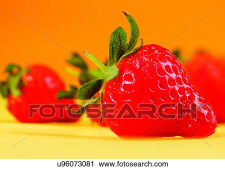 Stock Image - close-up, freshness, fresh fruit, abundance. Fotosearch