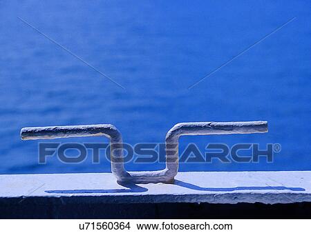 Day, One Object, Outdoor View Large Photo Image Picture - Day, One Object, Outdoor. Fotosearch