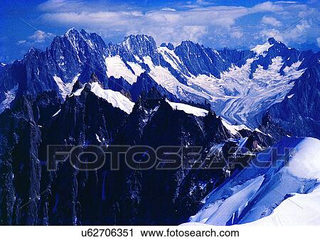 Stock Image - Day, Outdoor, Winter. Fotosearch