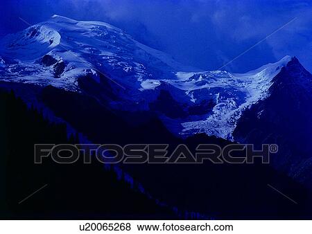 Stock Photo - Indoor, Twilight. Fotosearch