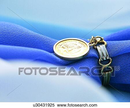 Color images, close-up, jewelry, luxury, ring, gold View Large Photo Image Stock Photography - Color images, close-up, jewelry, luxury, ring, gold. Fotosearch