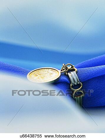 Color images, close-up, jewelry, luxury, ring, gold View Large Photo Image Stock Photography - Color images, close-up, jewelry, luxury, ring, gold. Fotosearch